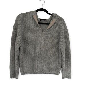 Olivaceous Gray Ribbed Knit Hoodie Sweater | Size M